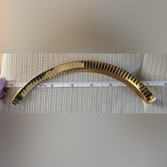 Napier Gold Tone Herringbone Vintage Choker Necklace - Picture 9 of 9